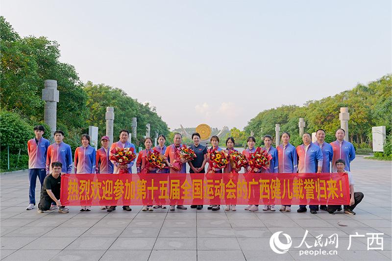 div, 不仅是广西, 做好自己该 div, 不仅是广西, 做好自己该